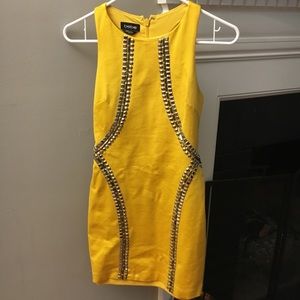 Yellow pretty dress